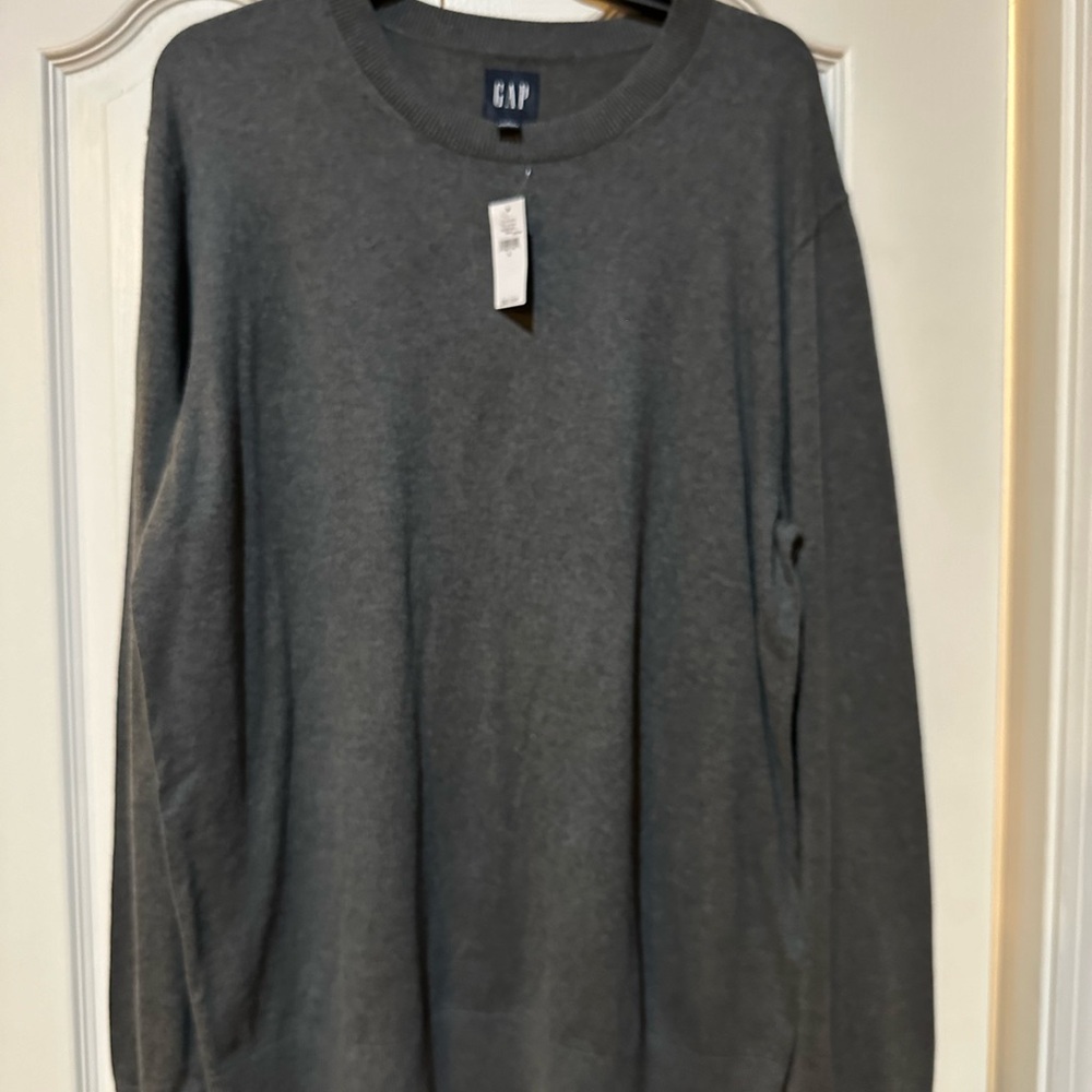 Men’s Gap Sweater